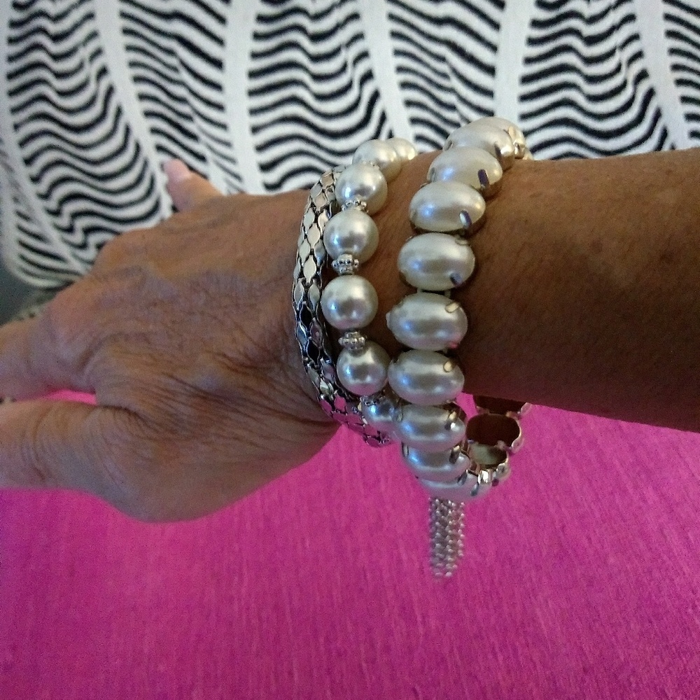 Beautiful Pearl & Silver Bangle Bracelets